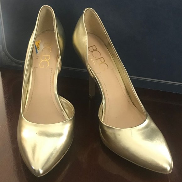 BCBG Paris Gold d'Orsay High Heels, 8, 4" heel - Picture 2 of 9